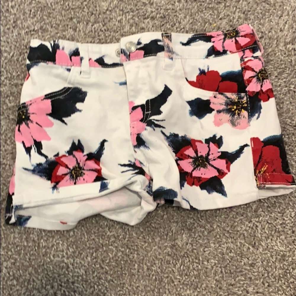 Flower 🌸 Jean skinny shorts